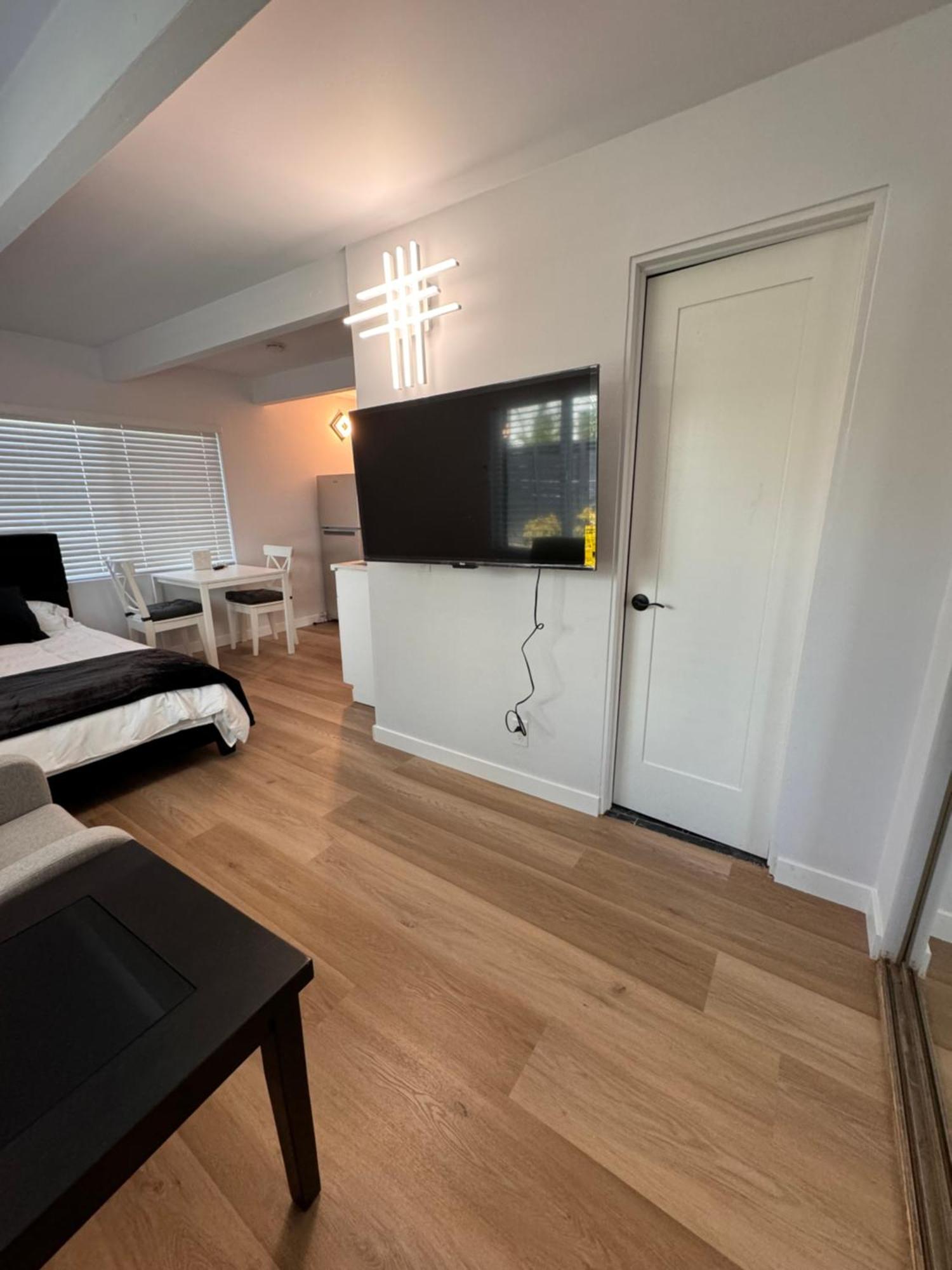 Modern Studio Stylish &Cozy Back Unit Los Angeles Extérieur photo